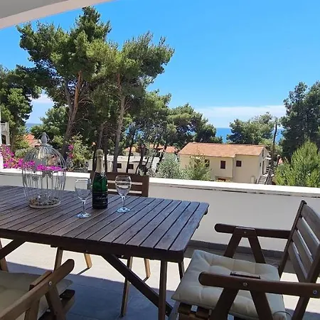 Helena Appartement *